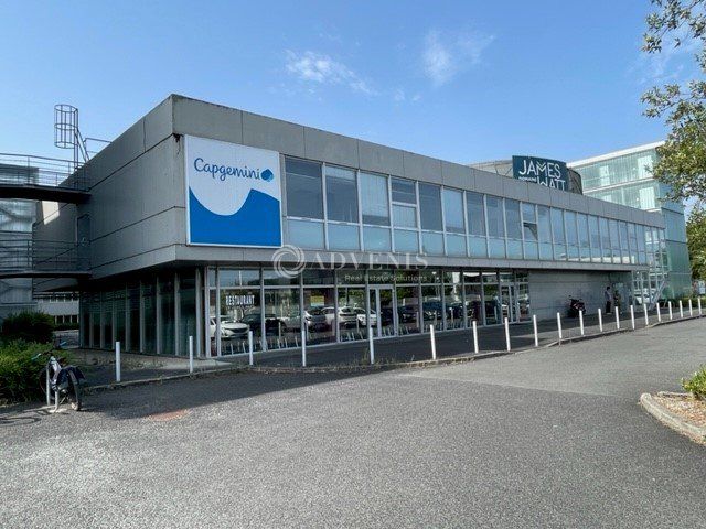 Location local commercial 511 m² non divisibles