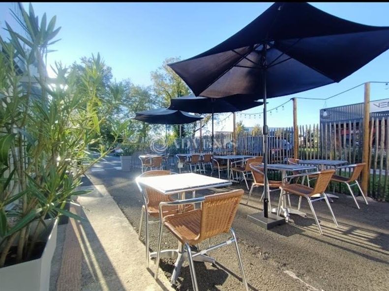 A LOUER - LOCAL COMMERCIAL 140 M²