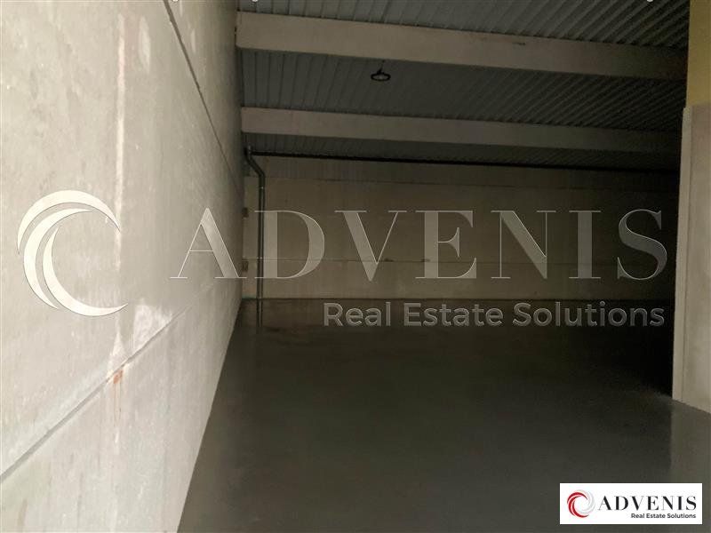 A LOUER - LOCAUX D'ACTIVITE -  218 m²