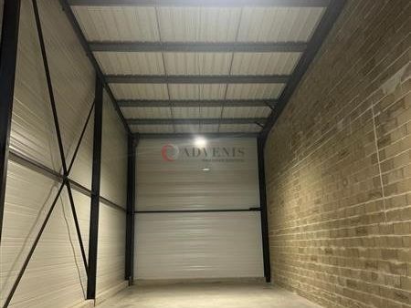 A LOUER - LOCAL D'ACTIVITE - 174M²