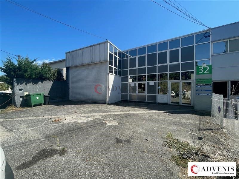 Location local d''activites 1000 m² non divisibles