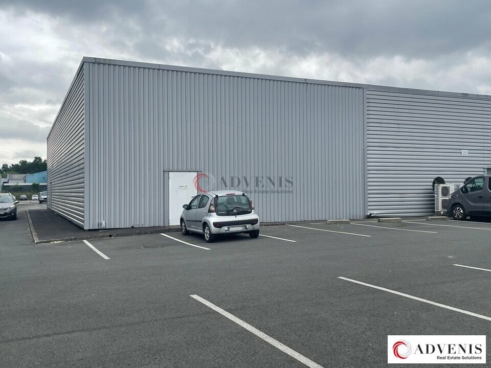 LOCAL D'ACTIVITE A LOUER 728M²