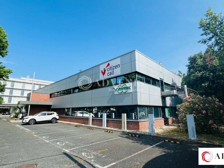 A LOUER - BUREAUX - 489 M² ZONE TERTIAIRE DYNAMIQUE