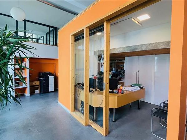Location bureaux 241 m² non divisibles