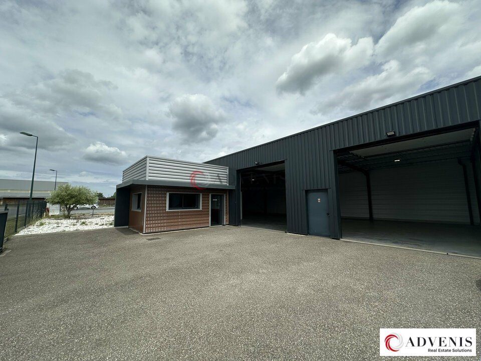 Vente local d''activites 304 m² non divisibles