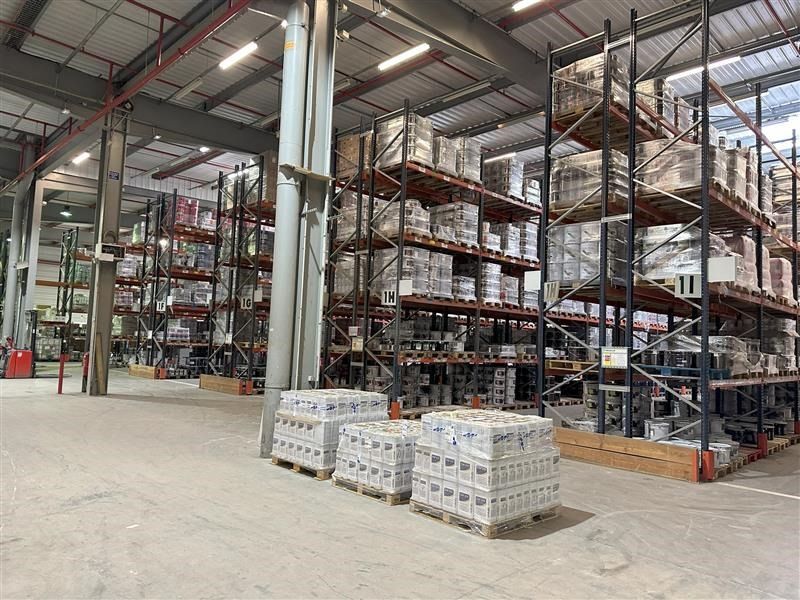 EXCLUISIVITE A LOUER BATIMENT LOGISTIQUE DE 8 927m² divisible