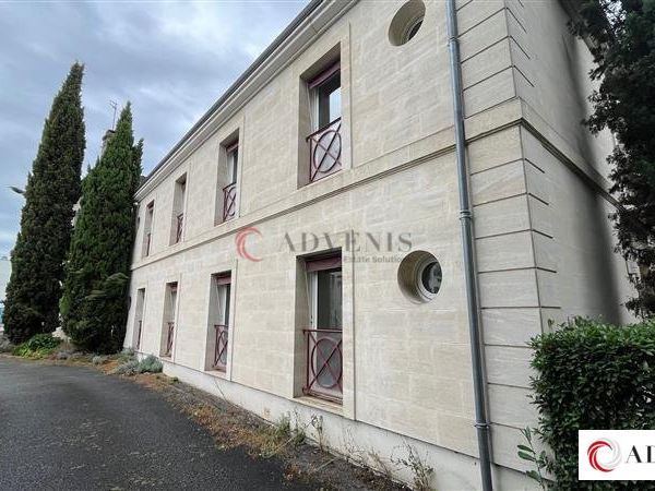 A VENDRE - IMMEUBLE DE BUREAU - 434 M²