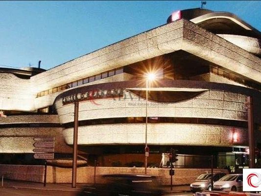 Location bureaux 2530 m² divisibles à partir de 900 m²