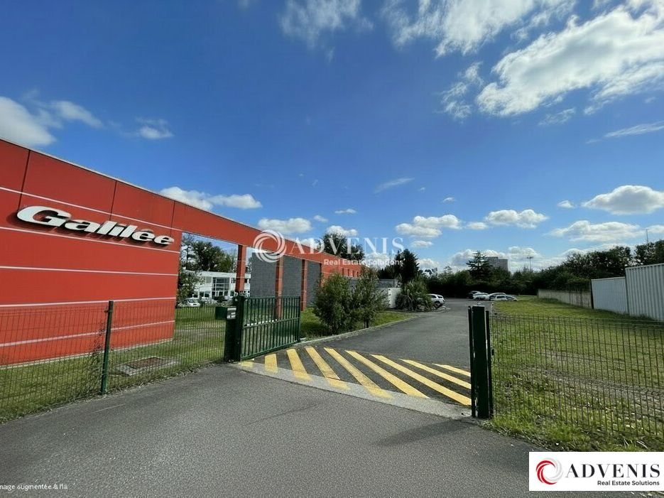 A LOUER - BUREAUX - 460 M²