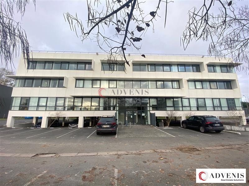 Location bureaux 988 m² divisibles à partir de 368 m²