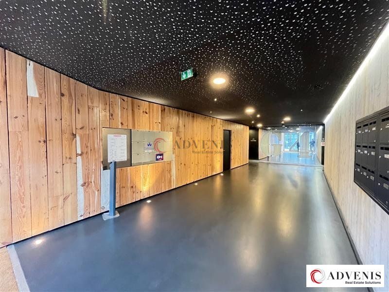 A LOUER - BUREAUX - 152M²