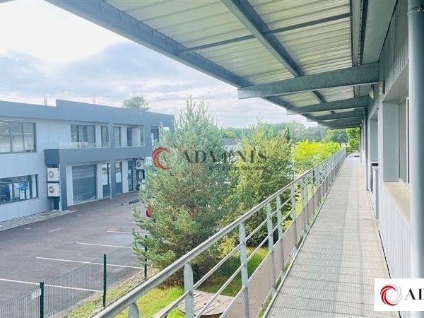 Location bureaux 144 m² divisibles à partir de 72 m²