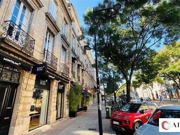 Location bureaux 63 m² non divisibles