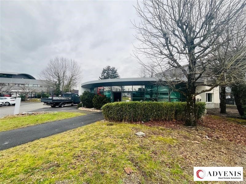 Location bureaux 870 m² non divisibles