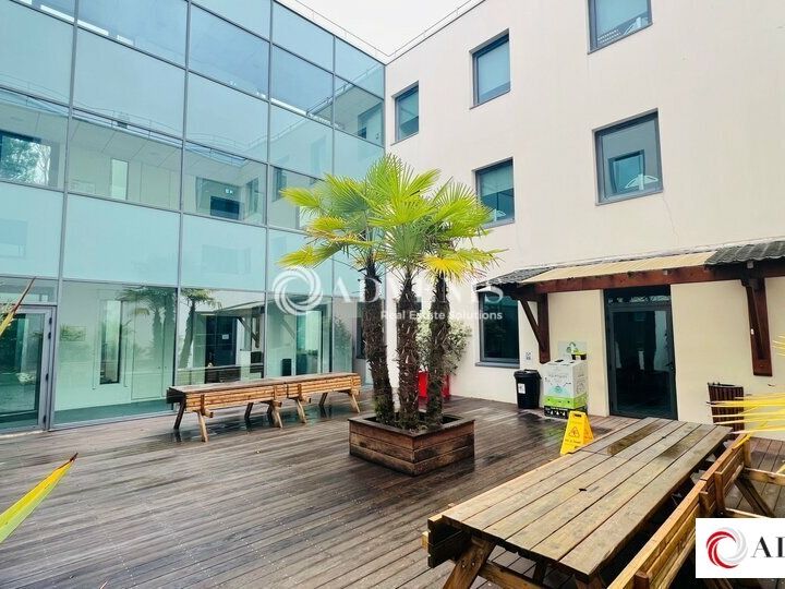 Location bureaux 3848.64 m² divisibles à partir de 186 m²