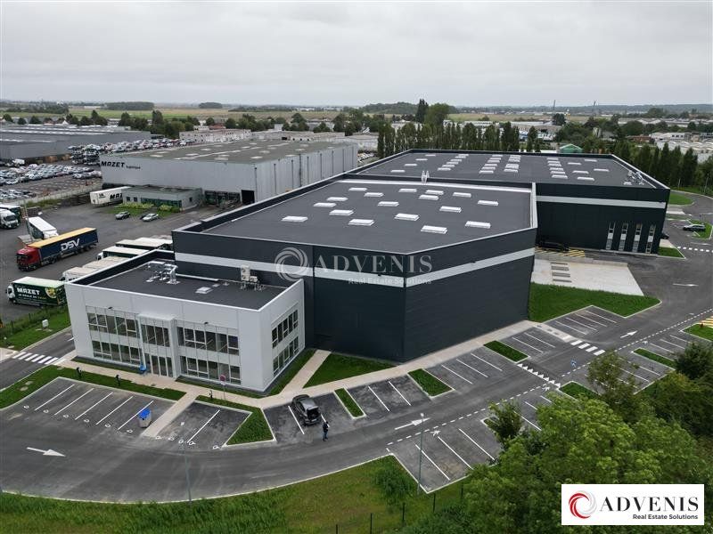 Location entrepot 2995 m² non divisibles