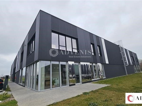 Location entrepot 684 m² divisibles à partir de 684 m²