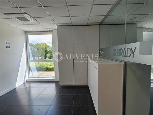 BUREAUX DE 354 M² A 2.366 M²