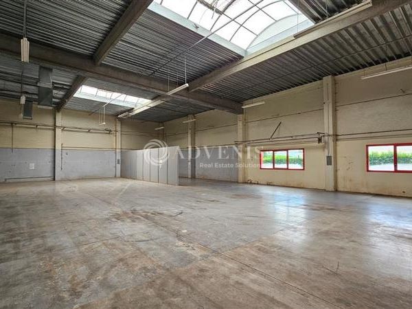 ENTREPÔT DE 476 A 2 409 M²