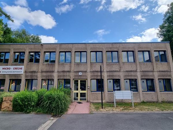 PLATEAU DE 258 M² (DIVISION POSSIBLE SUR ETUDE)