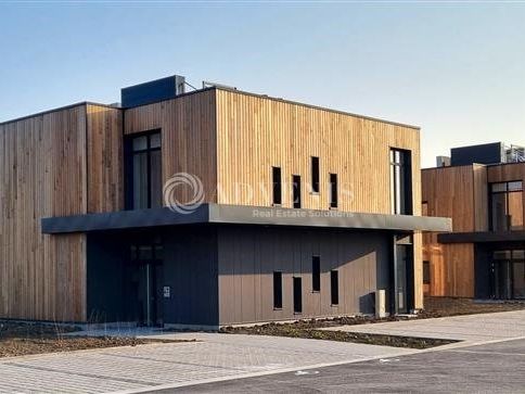 PLATEAU DE BUREAUX NEUF DE 269 M² AVEC ASCENCEUR