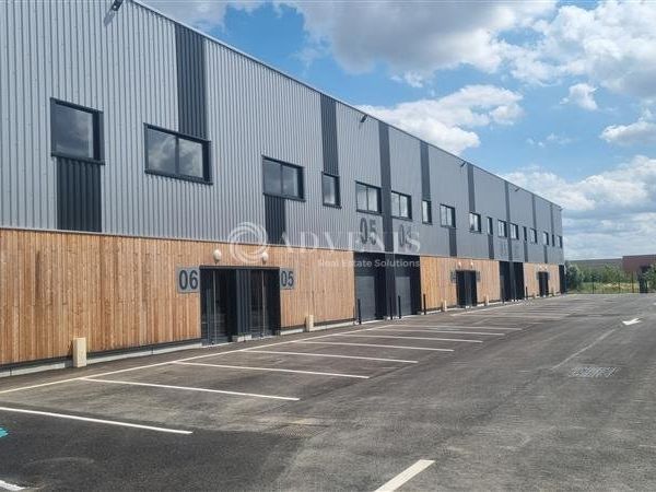 LOCAUX D'ACTIVITES NEUFS