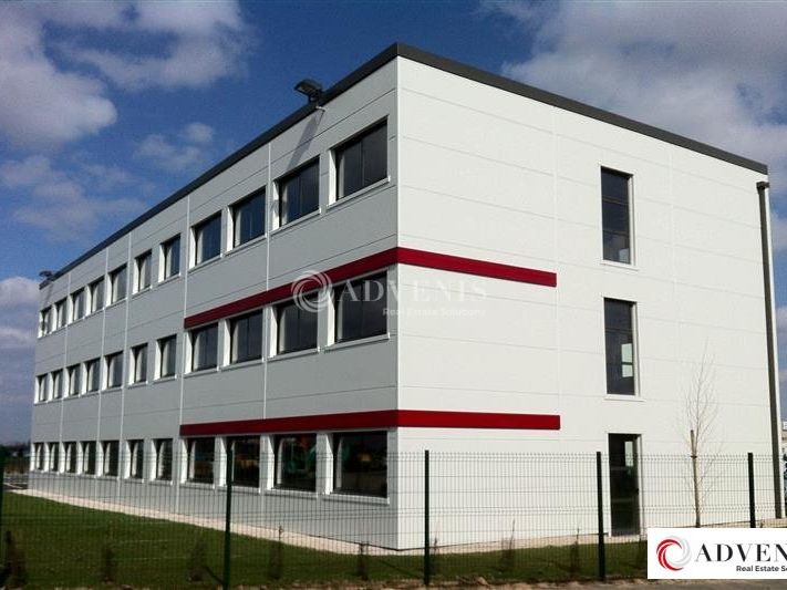 Location bureaux 858 m² divisibles à partir de 20 m²