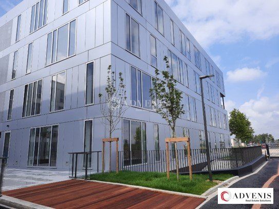 Location bureaux 380 m² non divisibles