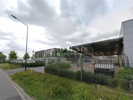 CELLULES D'ACTIVITÉS / SHOWROOM NEUVES