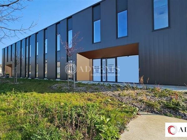 Location bureaux 272 m² non divisibles