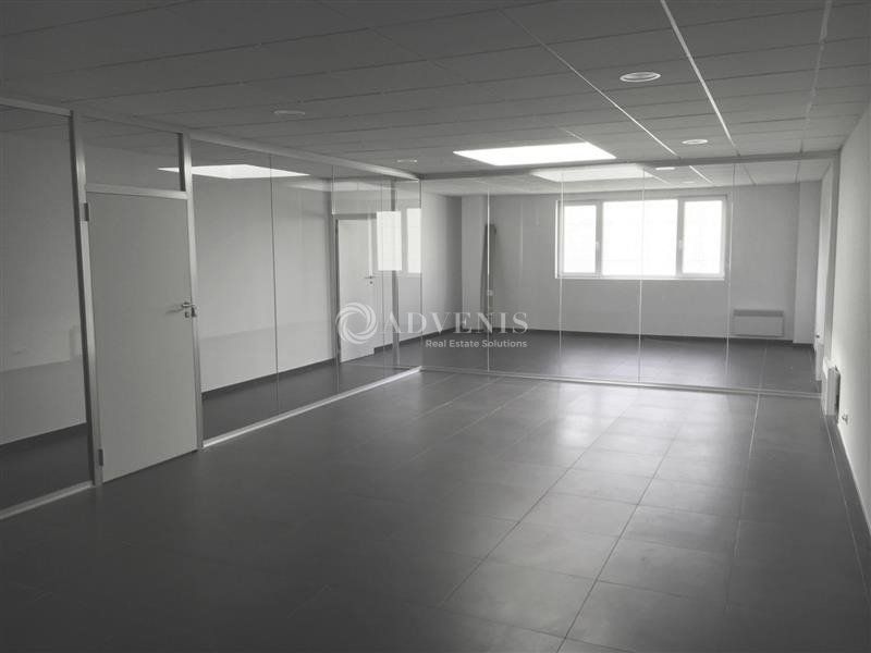 DEUX SURFACES DE BUREAUX 72 M² ET 90 M² -  PROCHE AUTOROUTE A22