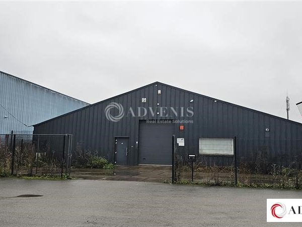 Location entrepot 600 m² non divisibles