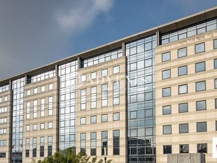 Location bureaux 5809 m² divisibles à partir de 14 m²