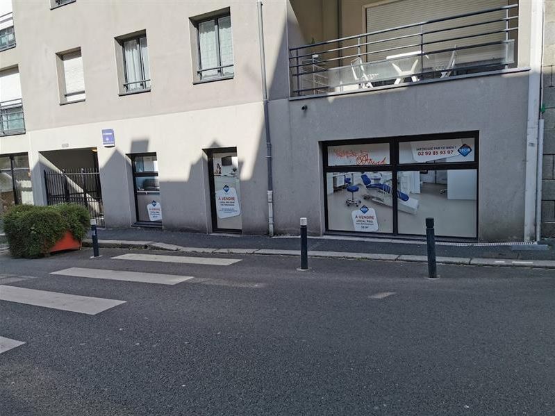 A vendre locaux d'activités/bureaux en pied d'immeuble