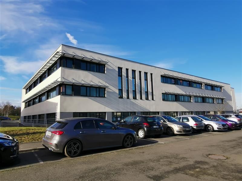Location bureaux 108 m² non divisibles