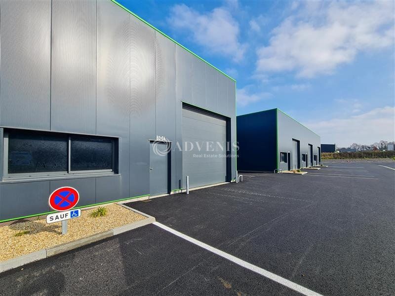 Locaux d'activités de 200 m² à 900 m²