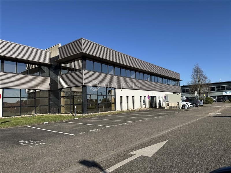 Location bureaux 2126 m² divisibles à partir de 61 m²