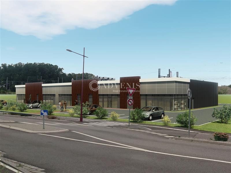 Location local d''activites 2500 m² divisibles à partir de 750 m²