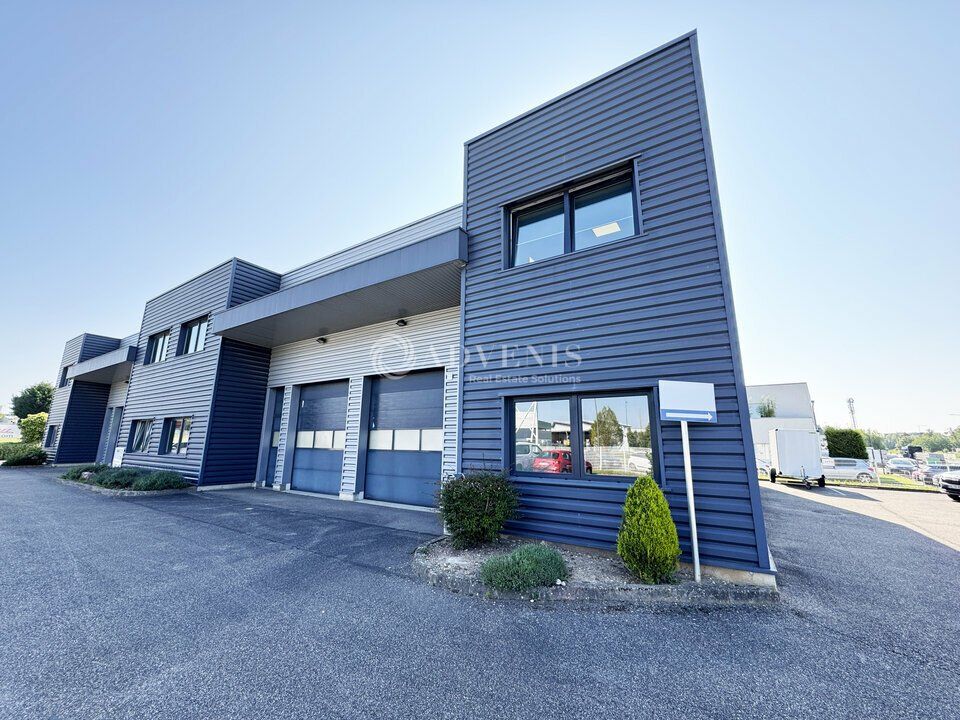Location local d''activites 362 m² non divisibles
