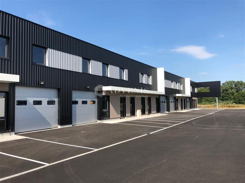 Location local d''activites 283 m² non divisibles