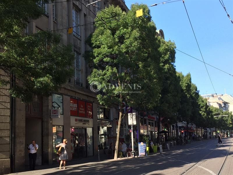 Location bureaux 460 m² divisibles à partir de 214 m²