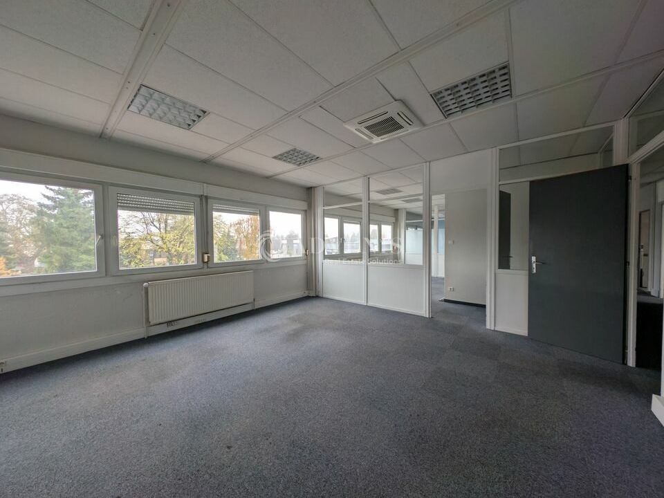 Location bureaux 281 m² divisibles à partir de 97 m²