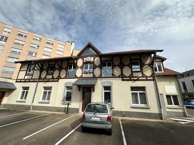 Location bureaux 122 m² non divisibles