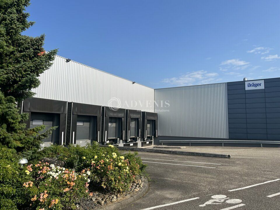 Location entrepot 3979 m² divisibles à partir de 1734 m²
