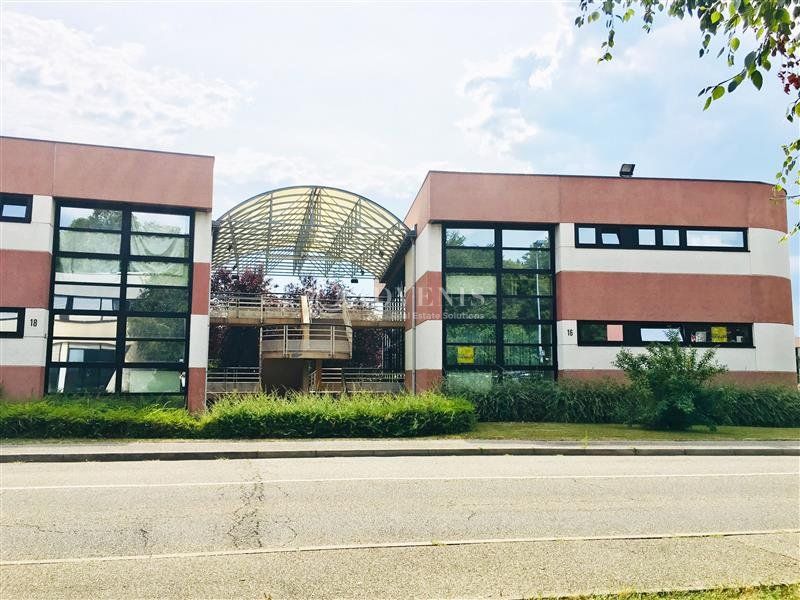 Location bureaux 64 m² non divisibles