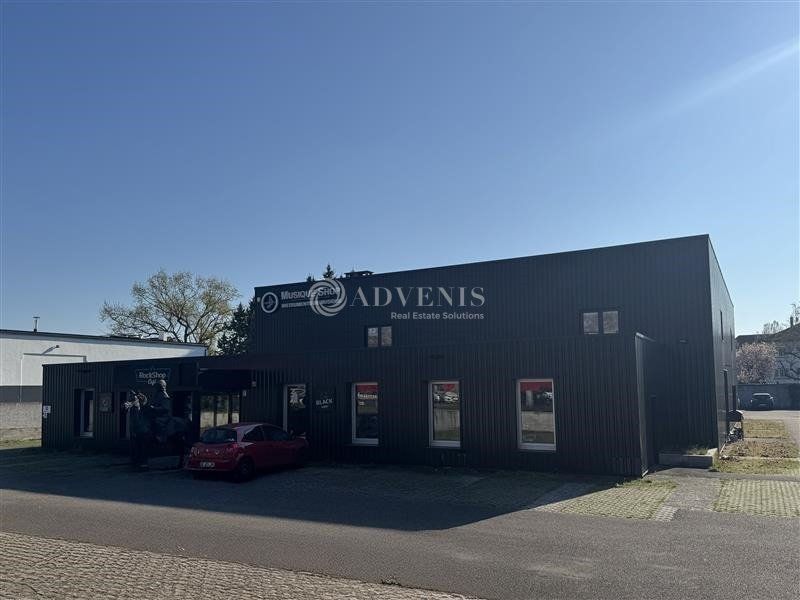 Location local commercial 660 m² non divisibles