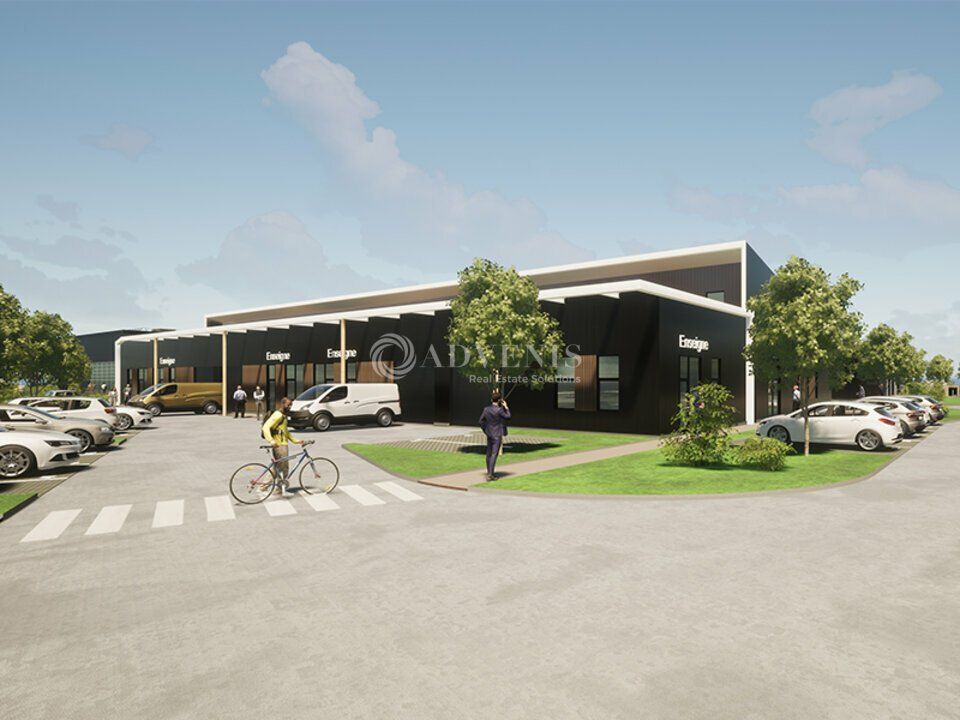 Vente local d''activites 1621 m² divisibles à partir de 85 m²