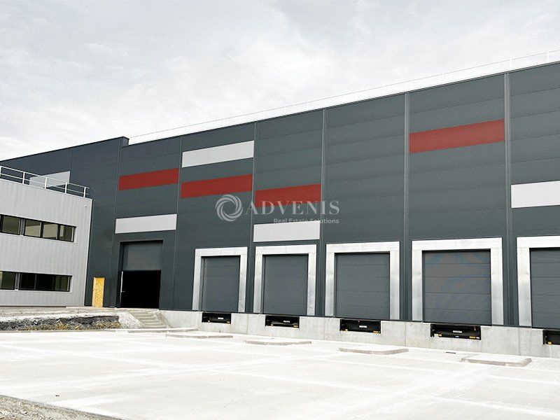 Location entrepot 6425 m² divisibles à partir de 6425 m²