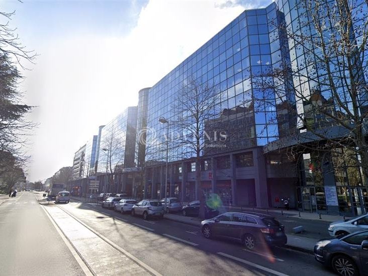 Vente bureaux 121 m² non divisibles