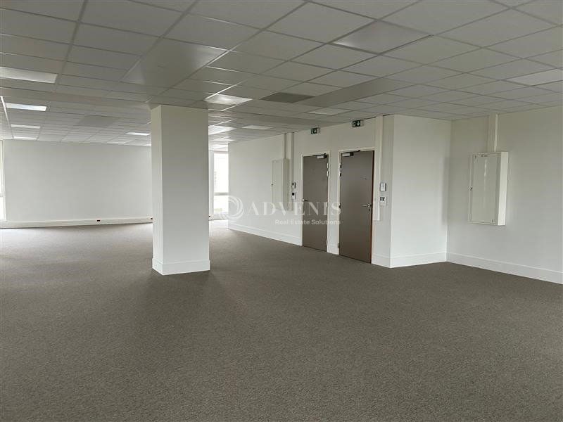 Bureaux d'environ 90 m² à 785 m² disponibles à la location sur Tours Nord